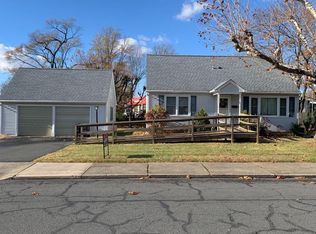 344 S 11th St, Quakertown, PA 18951