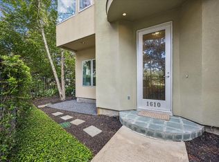 1610 Calumet St, Houston, TX 77004