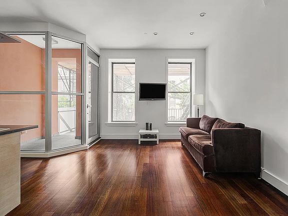 2nd image of 345 E 50th St APT 3D