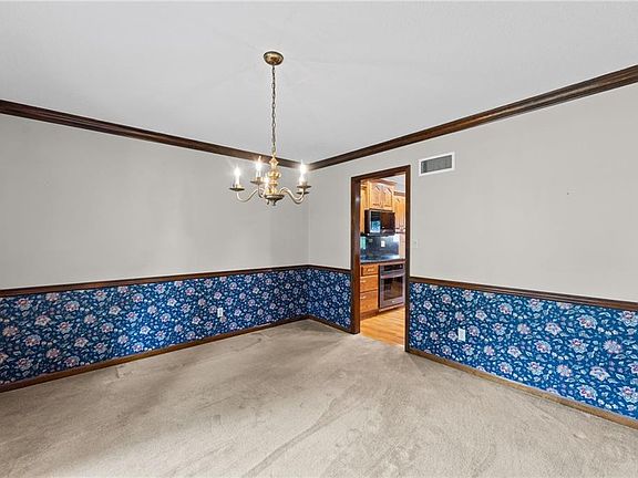3rd image of 13312 W 61st Ter