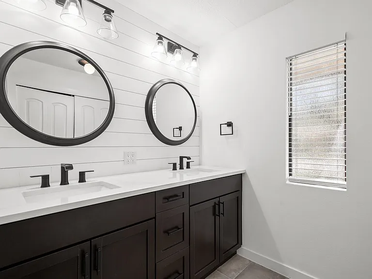 5504 Kings Hwy — Photo 14