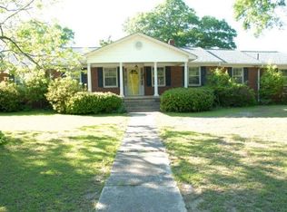 611 Marshall Rd, Greenwood, SC 29646