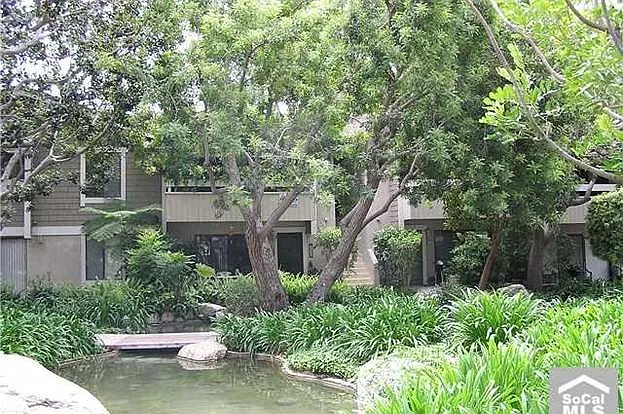 148 Streamwood — Photo 1