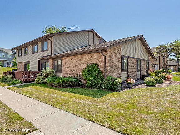 2nd image of 8309 Portsmouth Dr Unit B