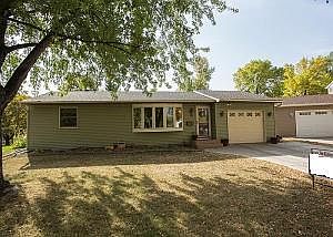1st image of 353 Cherry Ct