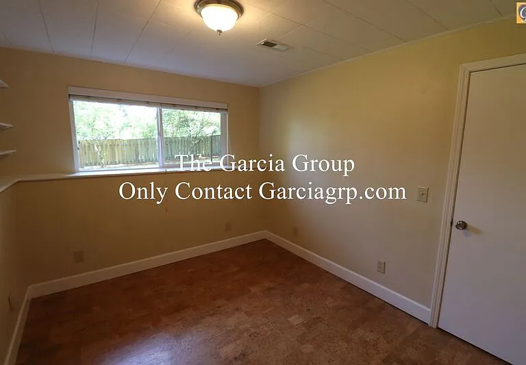 20540 NW Highland Ct — Photo 37