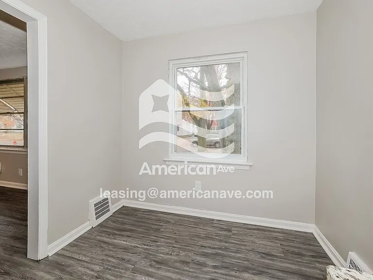 526039_004_wm_-_dining_room_13273238.jpg