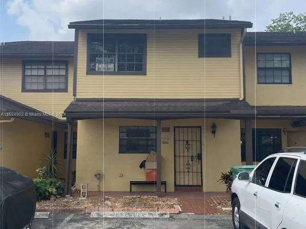 1062 NE 209th Ter #410, Miami, FL 33179
