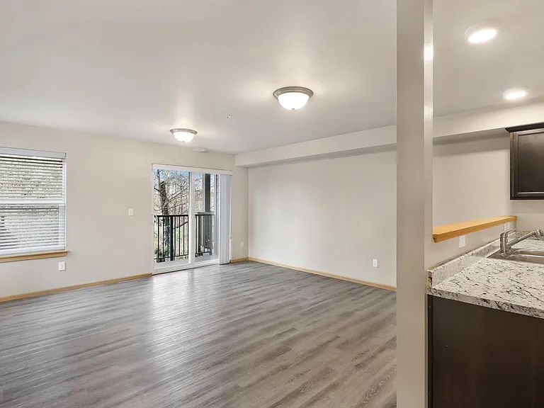 Tremezzo Apartments — Photo 64