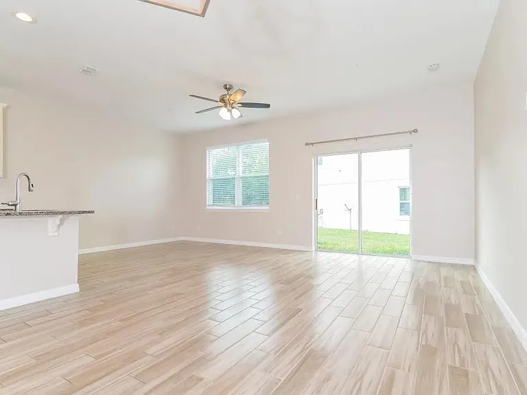 714 Marotta Loop — Photo 2