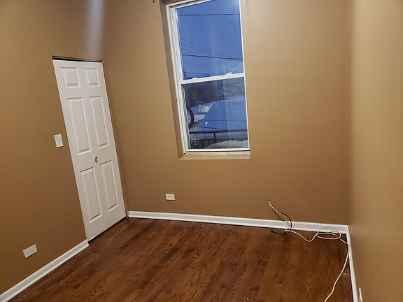 4th image of 2656 S Kolin Ave #2B