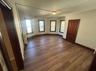 444 E Broad St #A, Quakertown, PA 18951