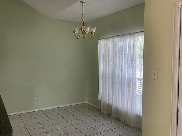 1556 Steeple Chase Ln — Photo 10