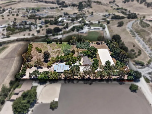 3385 Cienega Rd, Hollister, CA 95023