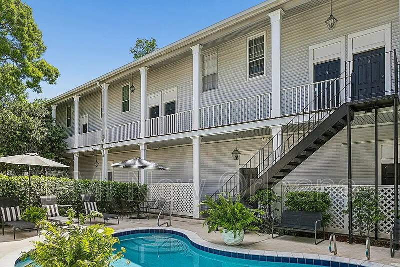 825 Louisiana Ave #6