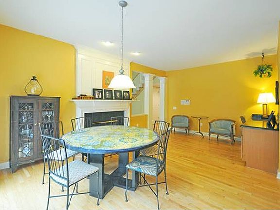 breakfast nook