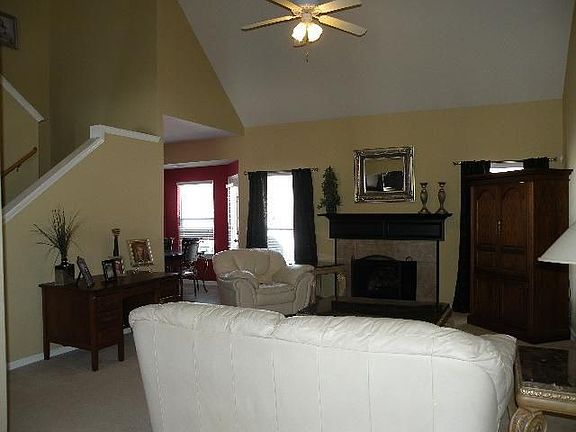 2nd image of 510 Foster Dr