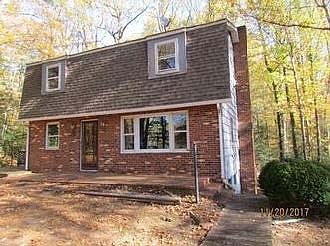 1st image of 275 Castle Dr