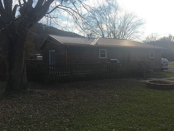 2nd image of 2140 County Road 104