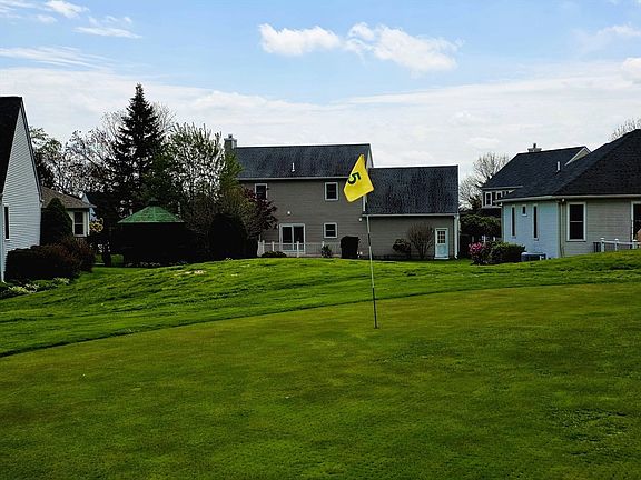 2nd image of 41 Juniper Wood Dr