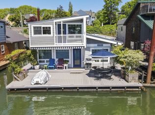 380 N Tomahawk Island Dr, Portland, OR