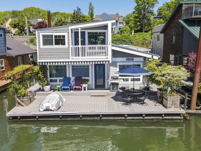 380 N Tomahawk Island Dr, Portland, OR, 97217