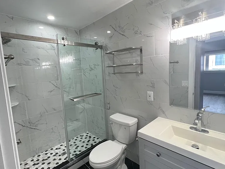 1611 Ridge Ave #3 — Photo 25