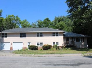 25 Dooer Ave, Avon, NY 14414