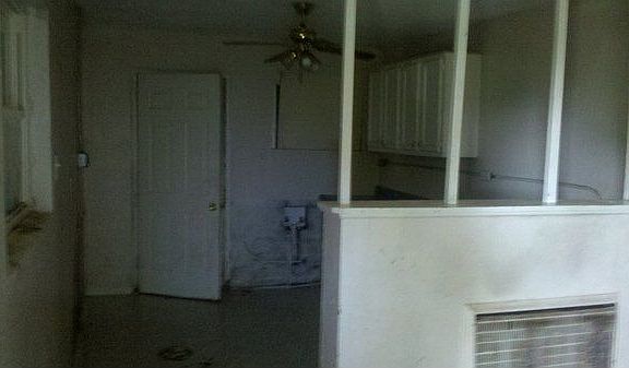 5th image of 6308 Walden Ave
