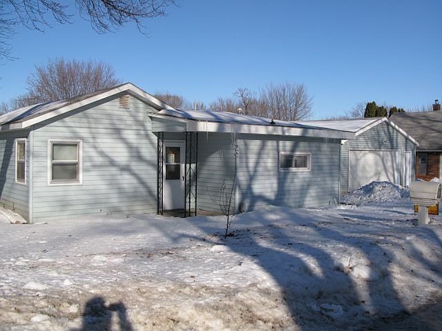 1st image of 2822 16th St SW