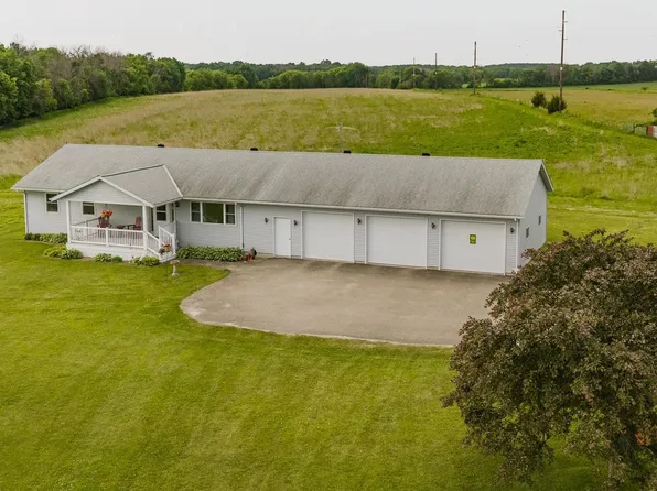 2000 370th St, Osage, IA 50461