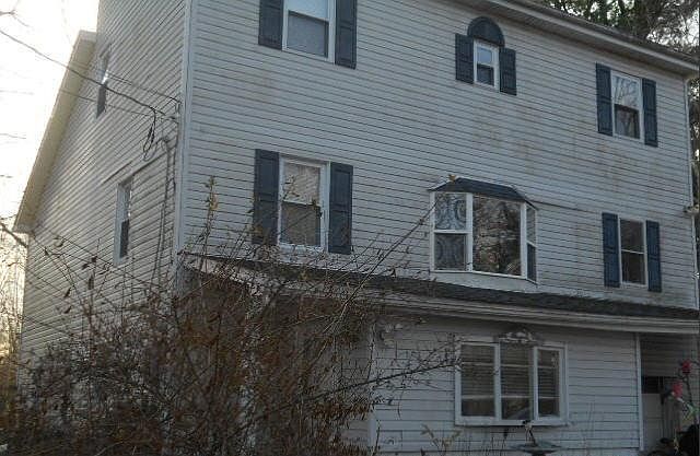 1st image of 113 Grossi Ln