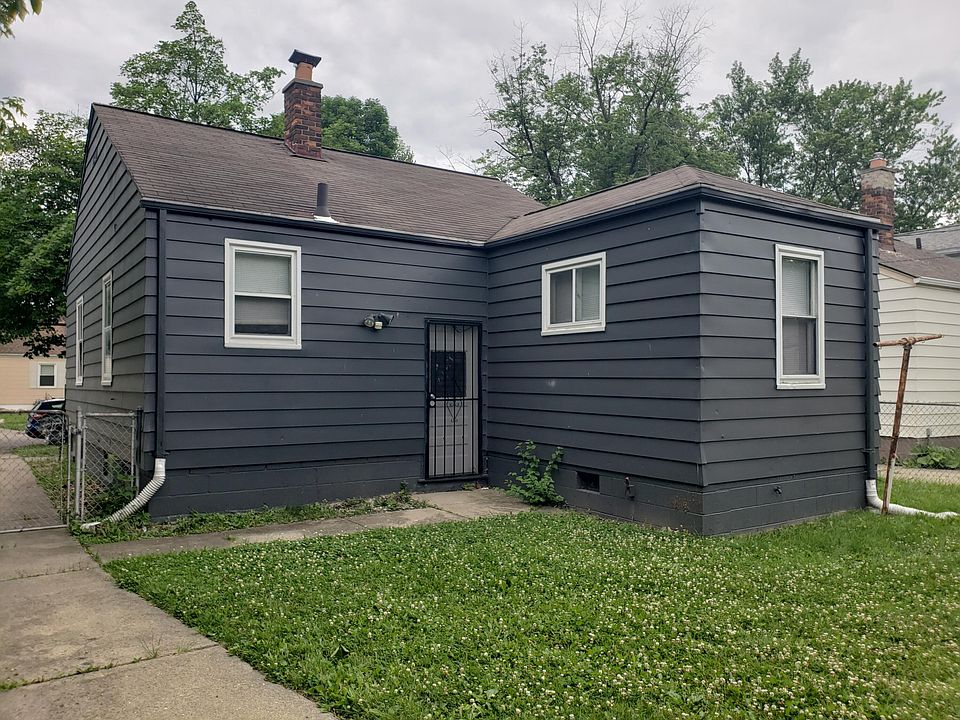 19171 Kenosha St, photo 3