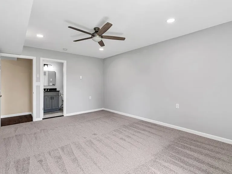 15B Andover Ct — Photo 19