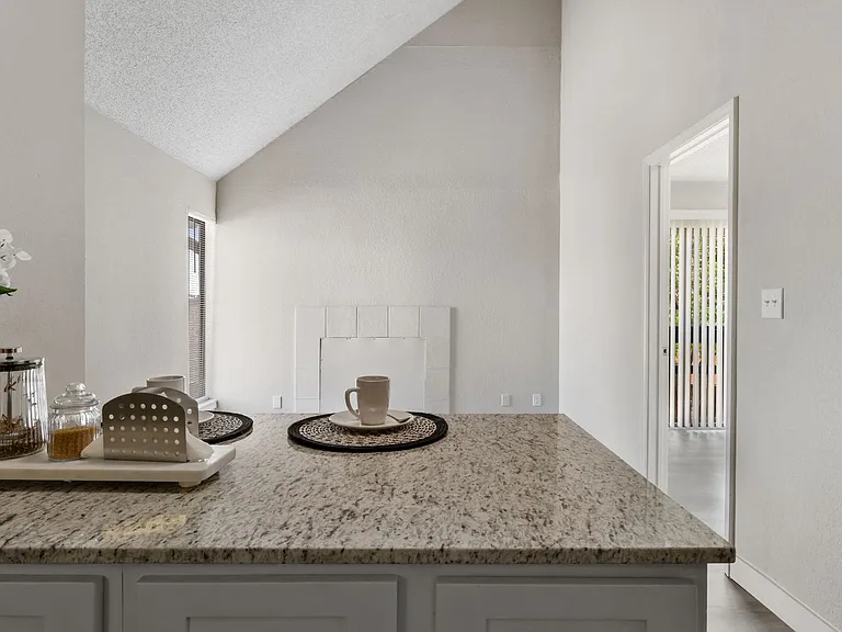 Avia Apartments — Photo 62