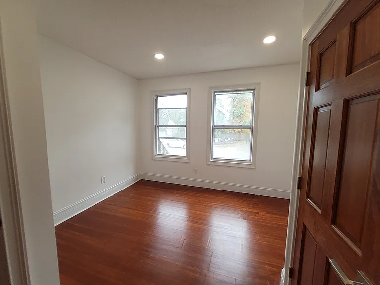 347 Alden Ave #2 — Photo 7