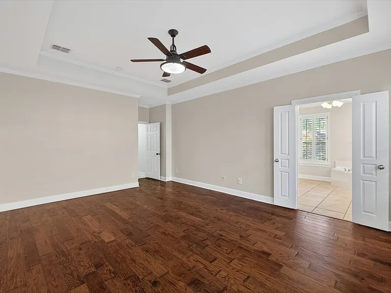 14668 Blakehill Dr — Photo 12