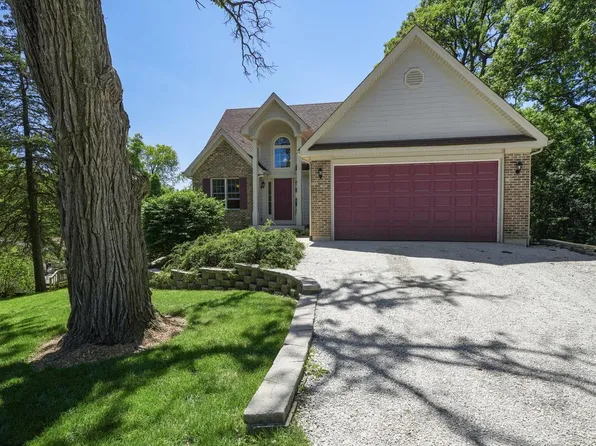 8120 Monroe STREET, Burlington, WI 53105