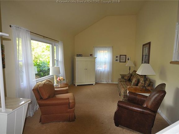 3rd image of 1257 Park Ave