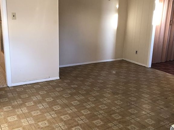 5th image of 92 Hudson St