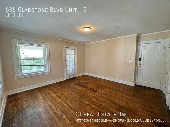 3rd image of 535 Gladstone Blvd APT 3