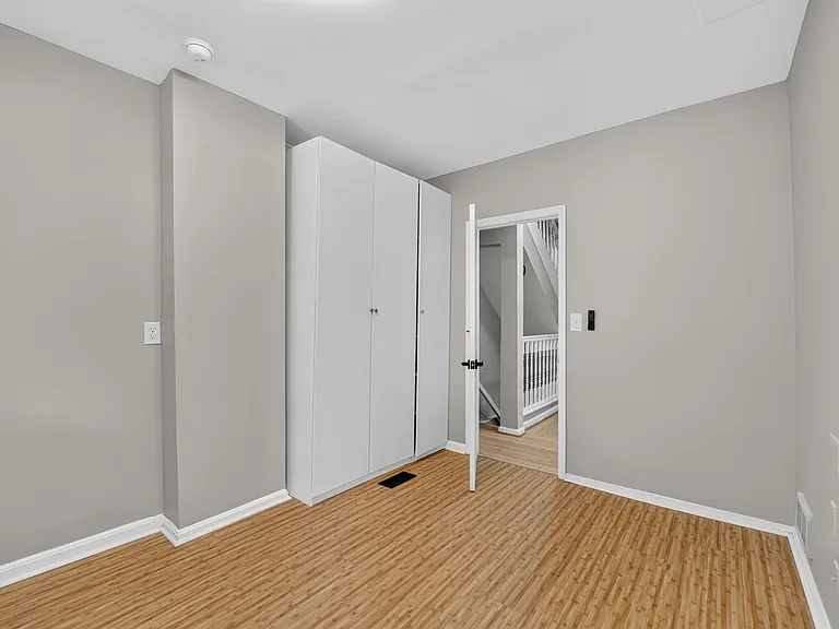 1004 Girard St NW — Photo 17