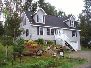 63 Eastern Ave, Boothbay Harbor, ME 04538