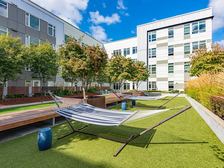 Dwell At Kent Station Apartments — Photo 17