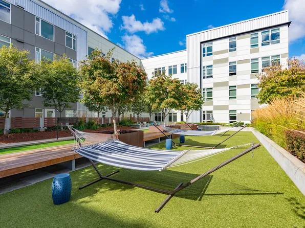 Dwell At Kent Station Apartments