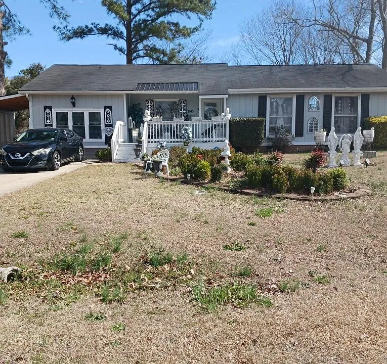 1615 Lawhorne Dr