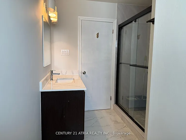 1212 Somerville St — Photo 17