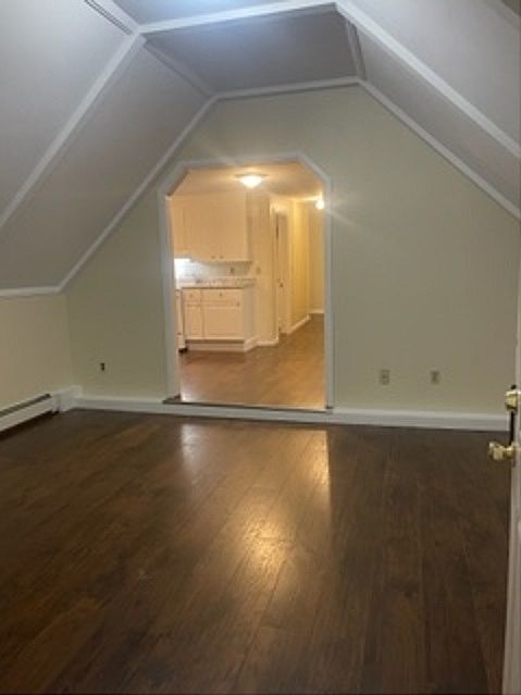 1st image of 45 Saint Albans Rd #3