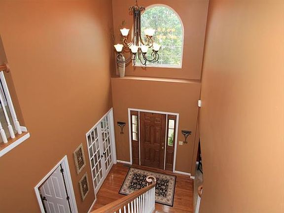 2nd image of 7673 Hunt Club Dr