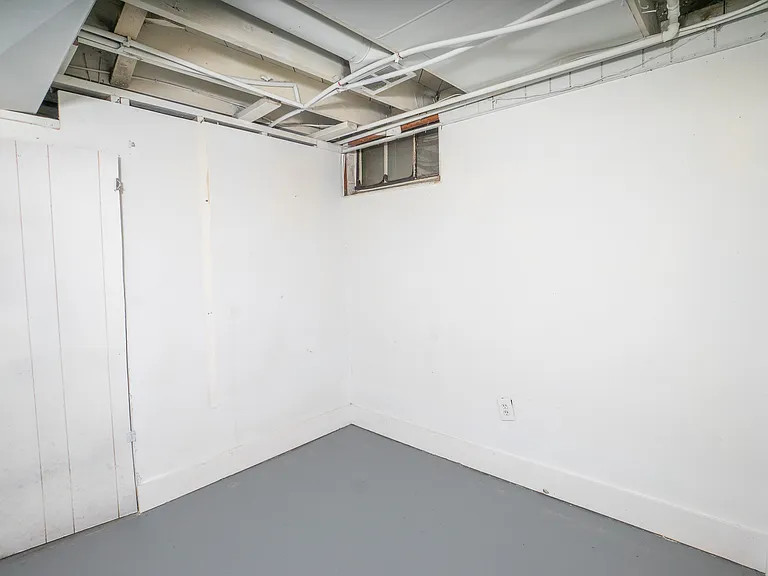 12039 Lauder St — Photo 19